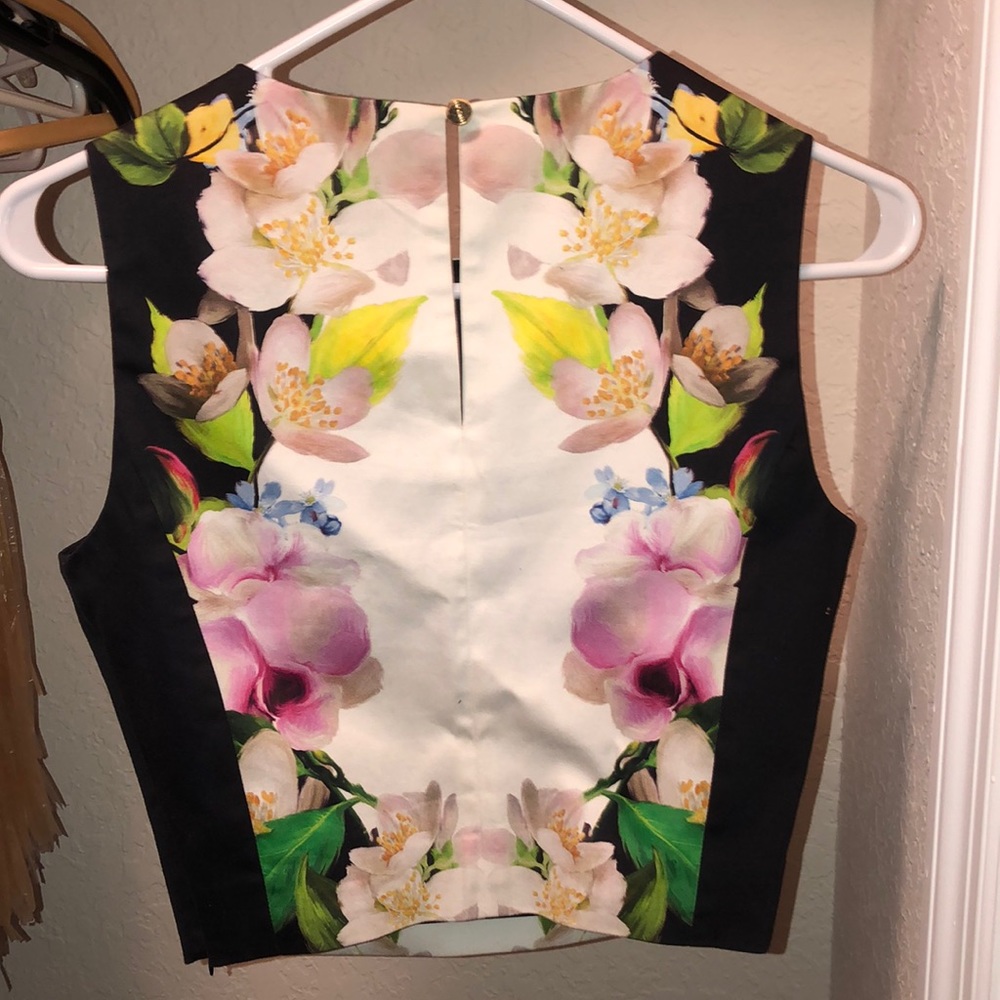 Two piece - Picture 3 of 5